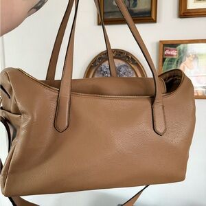 Elegant Tan Leather Tote Bag